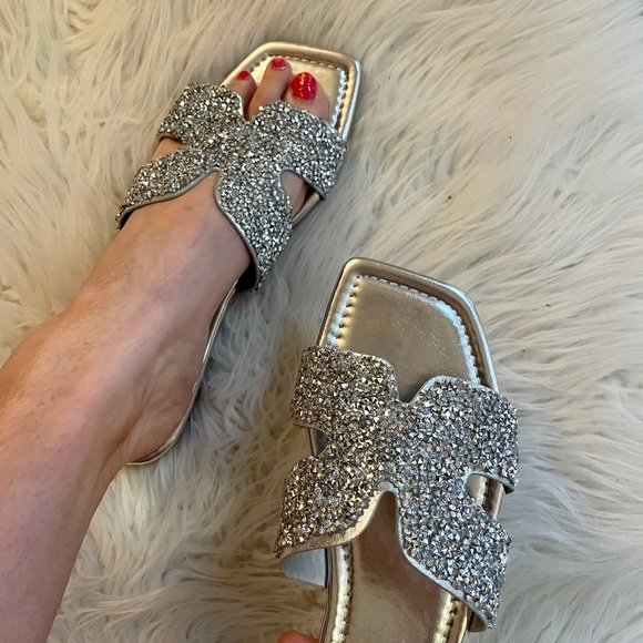 Trendy Square Toe Silver Sparkle Sandals - Picture 13 of 16
